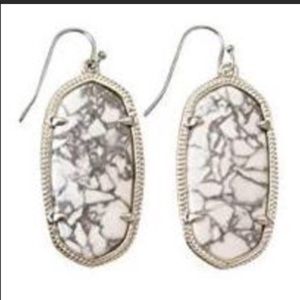 ‼️ISO‼️ Howlite Daniells and Rayne Necklace!